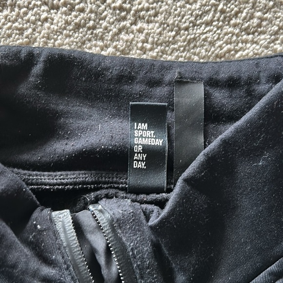 Adidas Climaheat black 1/4 zip pullover - Picture 3 of 12